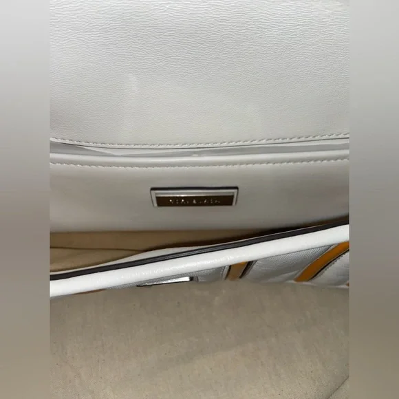 🔥rare🔥🎁Tory Burch Kira small bombe stripe flap shoulder bag - Picture 14 of 16